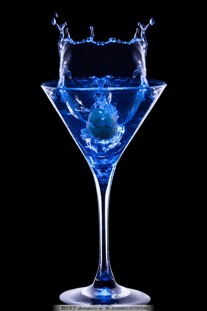 藍(lán)色的雞尾酒圖片